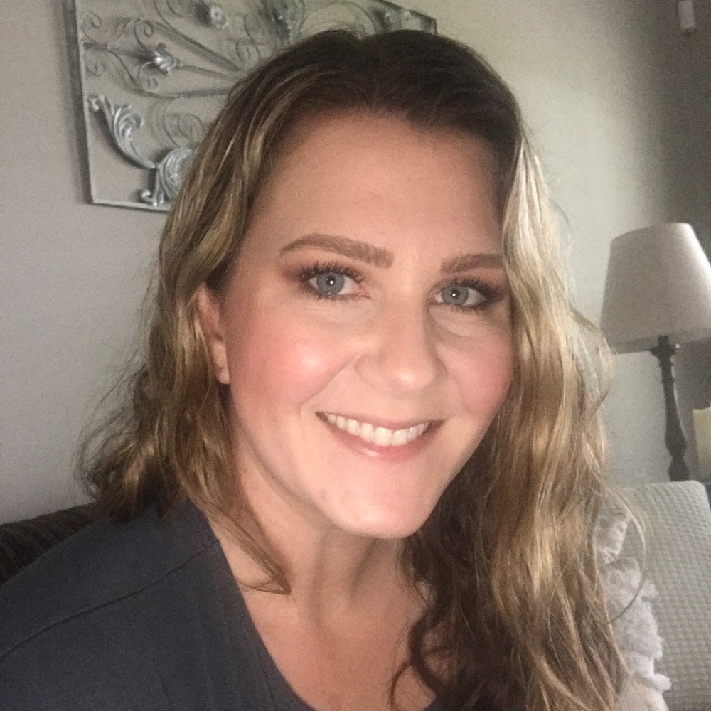 Meet your Posher, Whitney